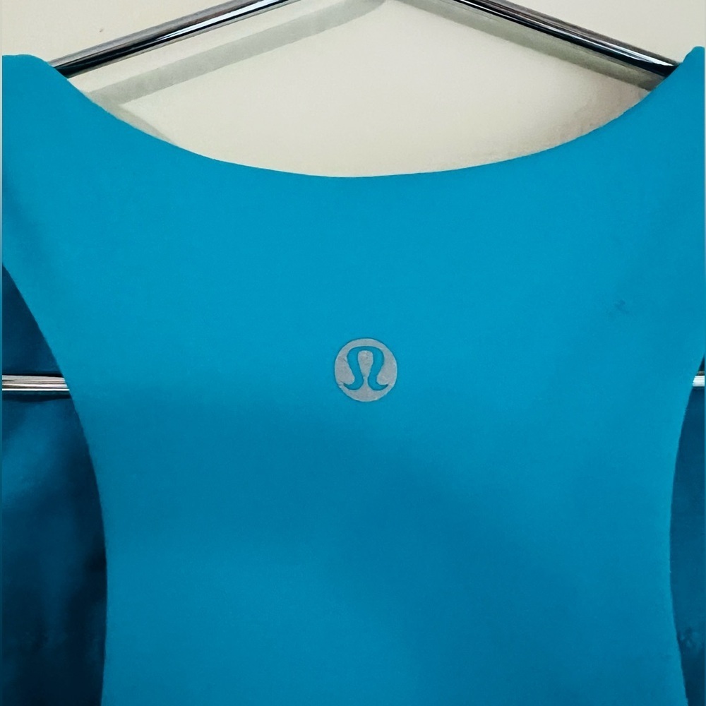 Blue Sleeveless Crop Top lululemon atlética - Picture 3 of 3